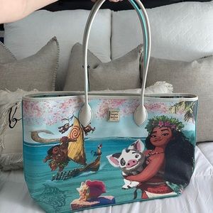 Dooney and Bourke Moana Edition Tote ✨